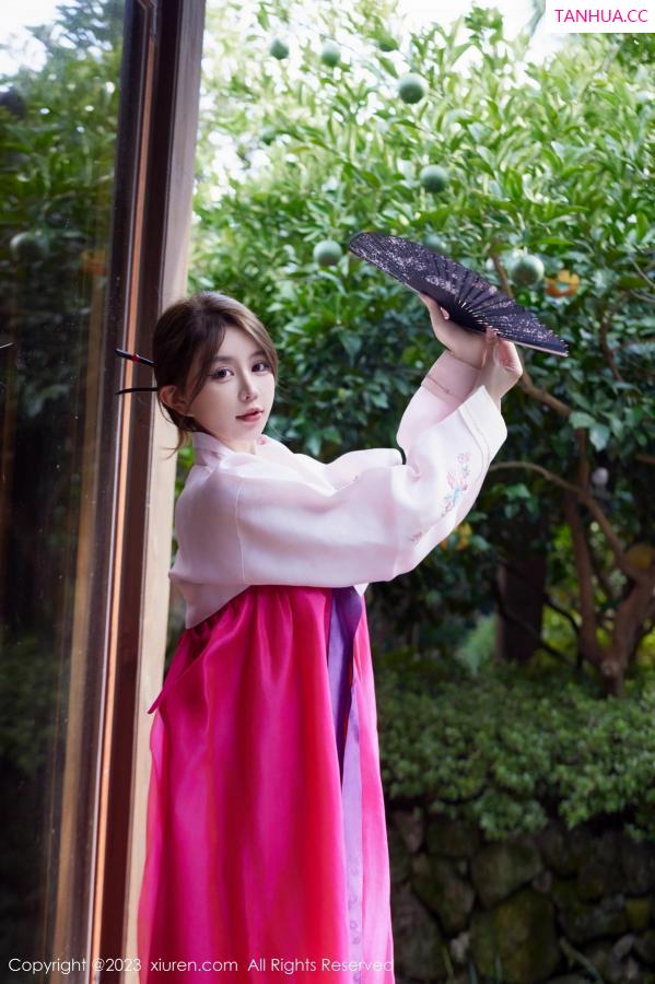 tina_甜仔  [XiuRen]高清写真图 2023.10.18 No.7522 tina_甜仔 济州岛旅拍第2张图片